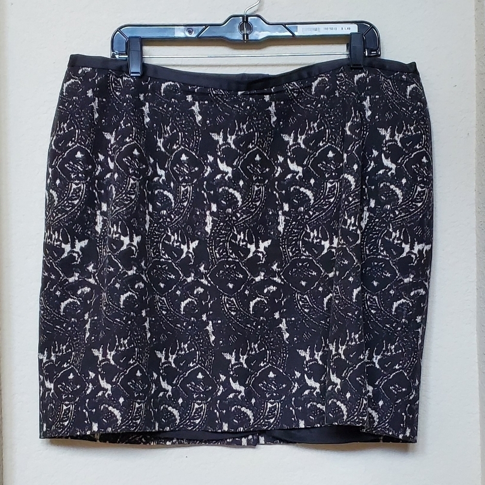 Talbots Black Abstract Print Pencil Skirt Size 16W
